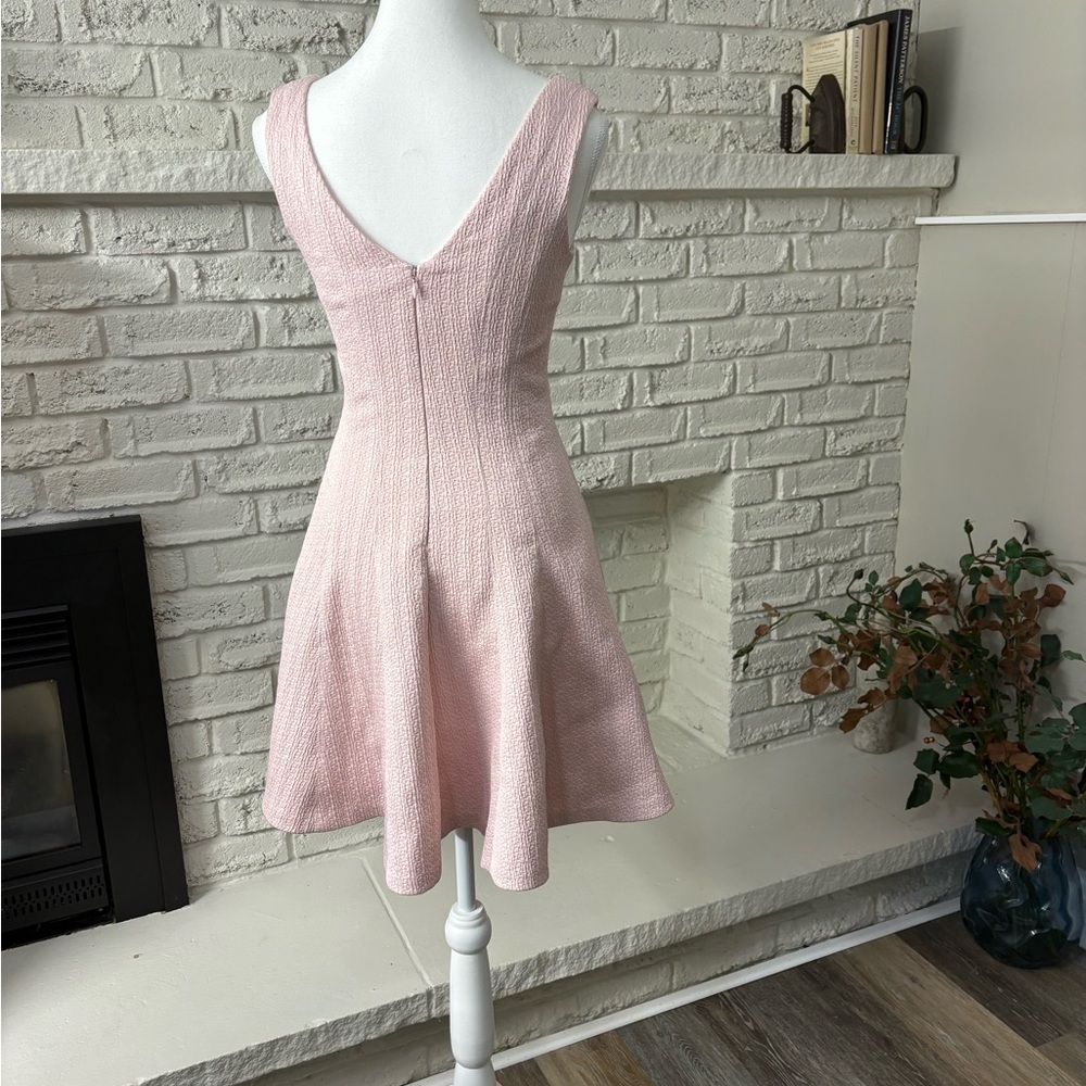 Club Monaco Pale Pink Textured V-Neck Fit & Flare Mini Dress - Picture 3 of 9